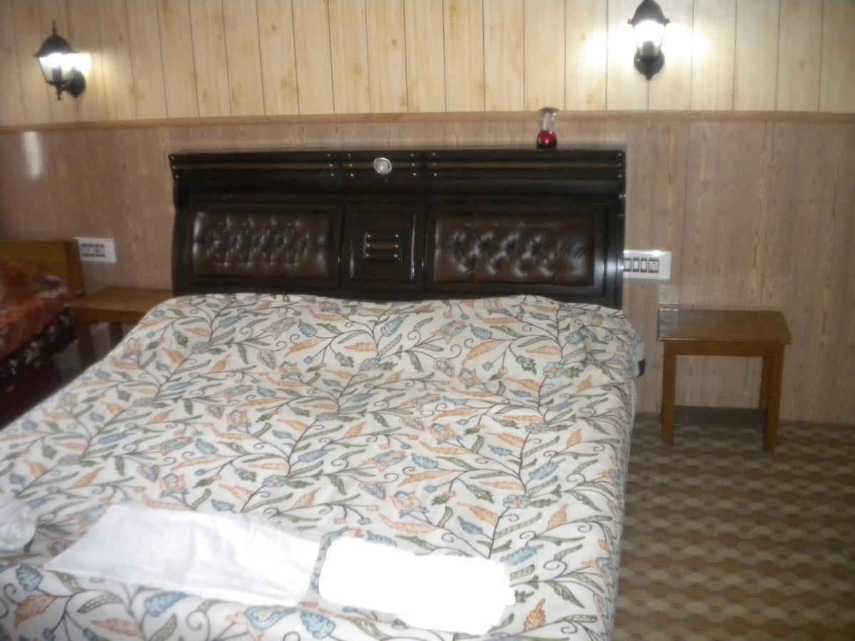 Blooming Dale Hotel Srīnagar 외부 사진