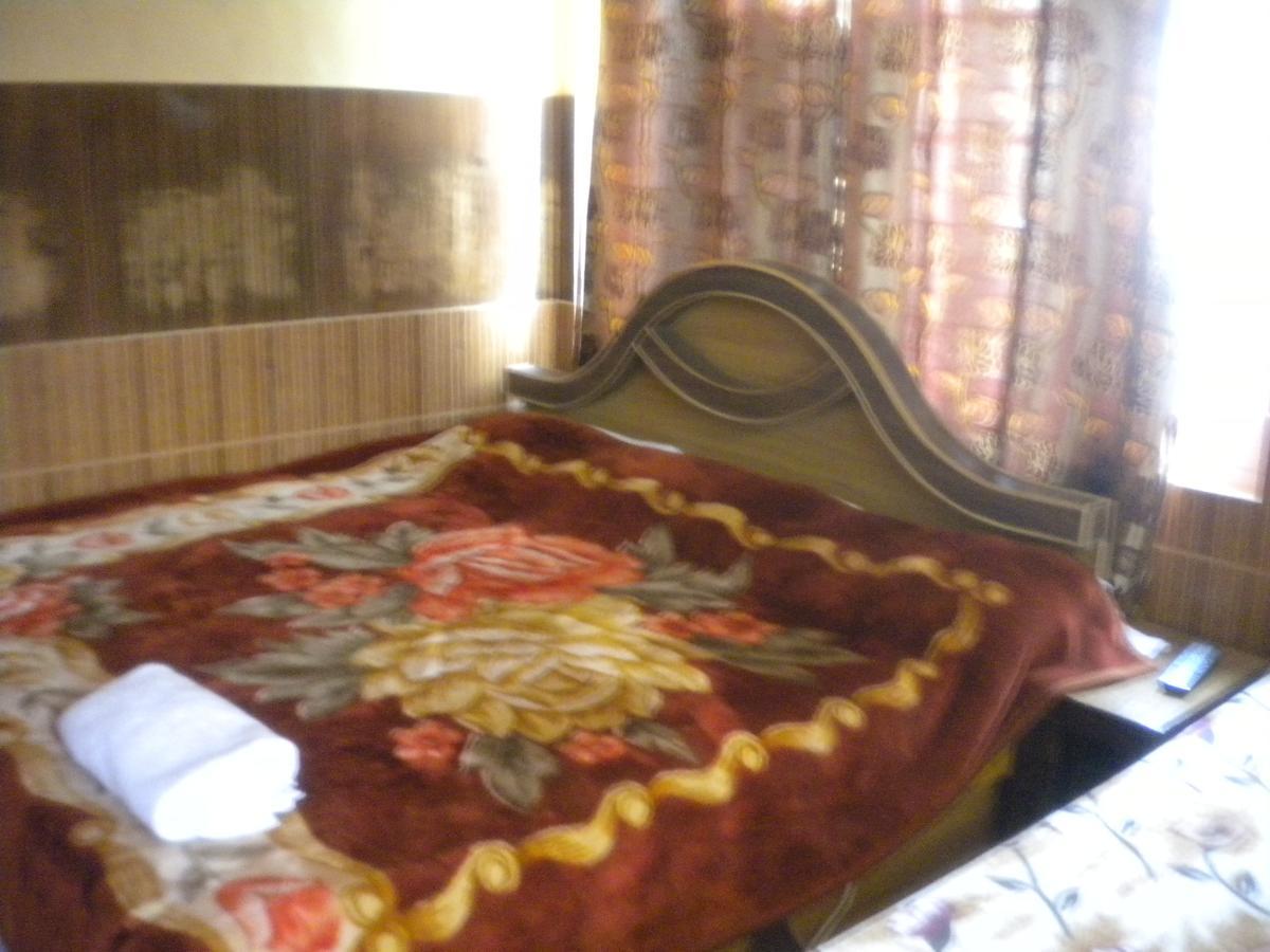 Blooming Dale Hotel Srīnagar 외부 사진